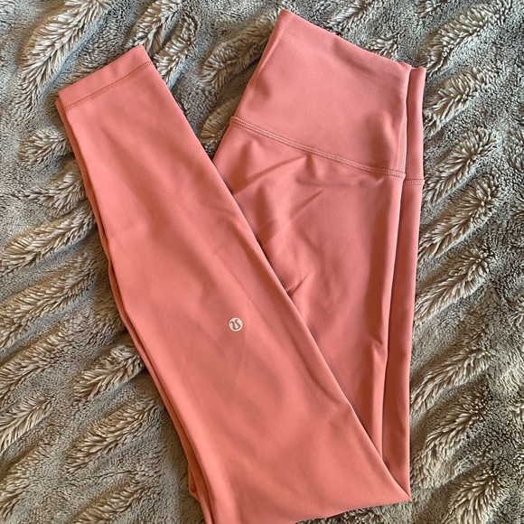 Lululemon Wunder Train Contour Fit Leggings - Picture 4 of 5